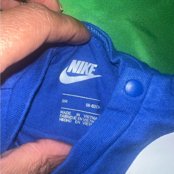 Nike Blue Infant Shortall Bodysuit size 3 Months - Picture 3 of 3